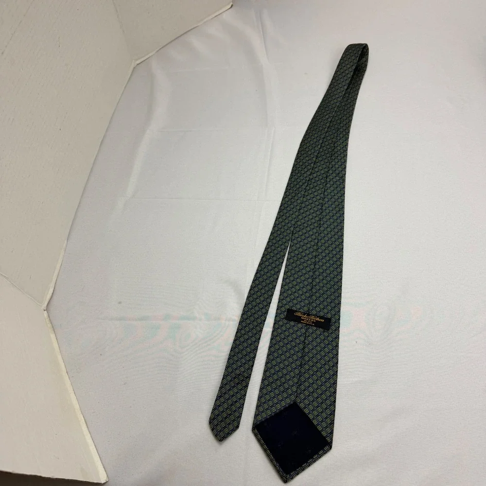 Brooks Brothers Necktie 58